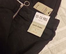 black bottoms girls