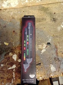 non touch voltage detector