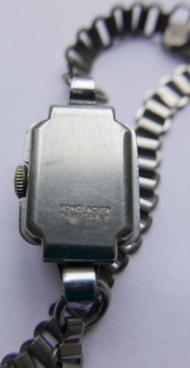 Vintage 1940 / 1950s art deco Silver Chrome Square Bezel Case Ladies watch / art deco cocktail watch, works well