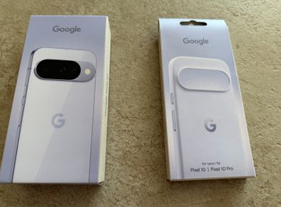 Sealed Google Pixel 10 incl case + warranty