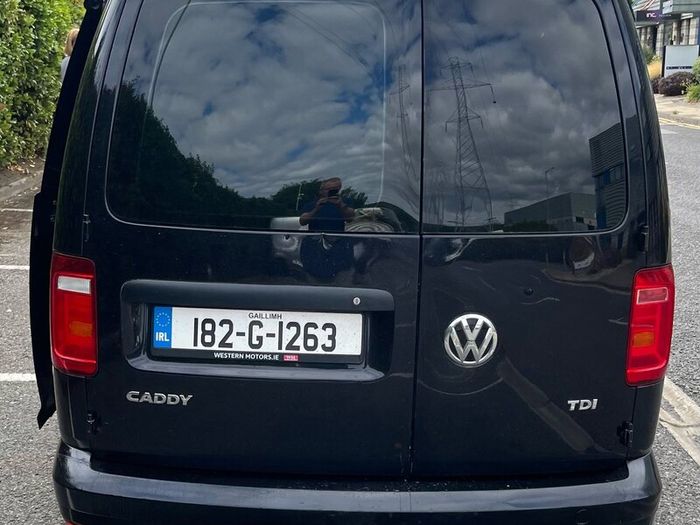 182 VW Caddy Maxi - New CVRT and Taxed.