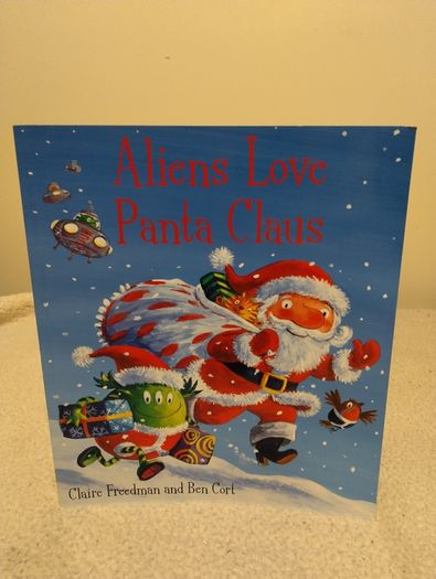 ALIENS LOVE UNDERPANTS children,s books by Claire Freedman