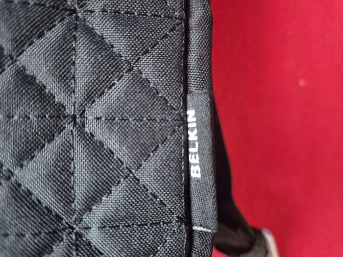 Brand New Black Belkin Padded iPad/Tablet Carry Case