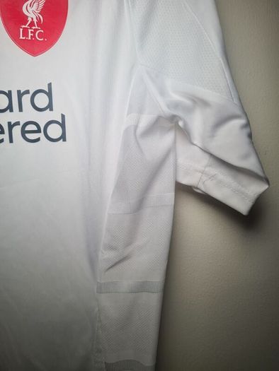 Adidas LIVERPOOL 2025/2026 away football jersey SHIRT size Medium