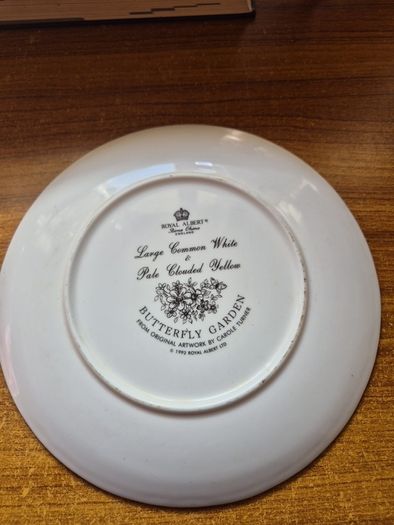Royal Albert Plate. Butterfly Garden.