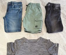 Pre Owned Boys 4-Piece Casual Clothing Bundle