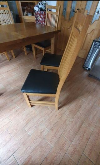 Kitchen Table and Six chairs