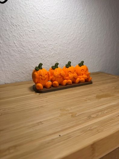 Halloween Pumpkin Family Decoration
