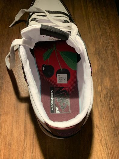 Vans Lowland