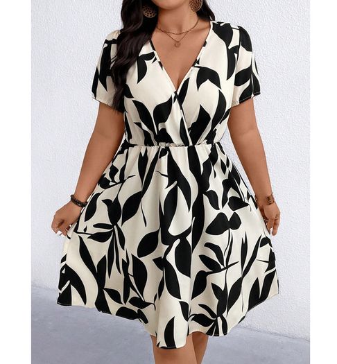 BNWT Fabulous Dress size 20 - excellent for any event