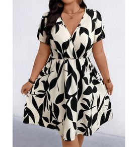 BNWT Fabulous Dress size 20 - excellent for any event