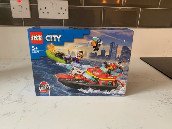 Lego City  60373