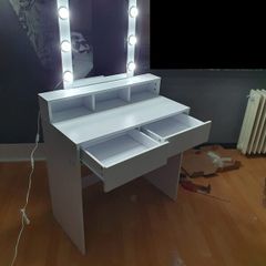 Dressing table LED Bulbs Hollywood mirror Vanity Table
