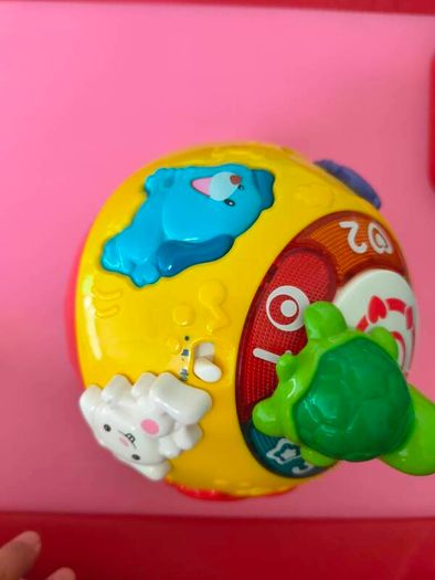 9 baby toys bundle in very condition