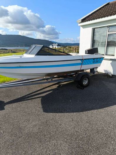 15ft 85hp Yamaha Speed Boat & trailer plus extras
