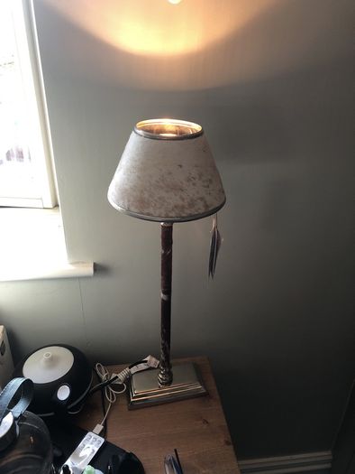 Table lamp