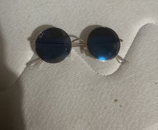 Blue circular glasses