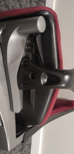 Premium ergonomic Swiss computer chair Giroflex 64-7078
