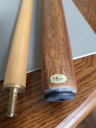 Snooker cue 2 piece