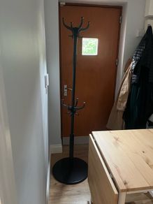 Coat stand
