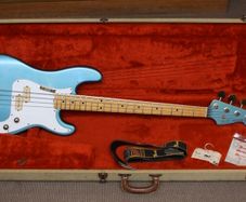 Fender Precision Special Bass with Maple Fretboard 1980 OHSC Lake Placid Blue