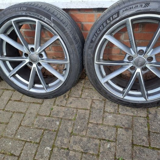 Audi RS4c 19 inch alloys,  V Spoke. 245,40,19 Michelin Pilot Sport 4 and Michelin Primacy 3