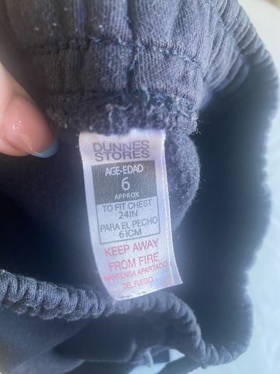 Dunnes navy tracksuit bottoms (age 6)