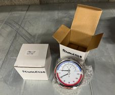 x2 Temperature/pressure gauges 80mm 1/2" BSP