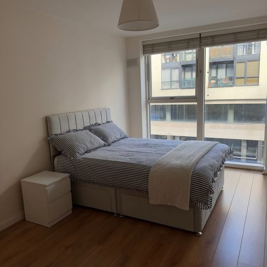 Double Divan Bed With Mattress, 2 Drawers And Bedside Table, Nearly New