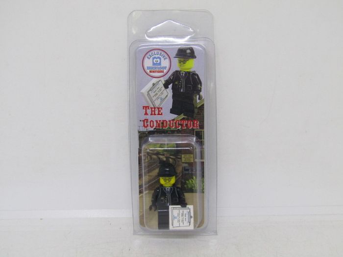 Lego Brick Loot Exclusive Custom Printed The Conductor New Exclusive Mail Away Only Minifigure  RARE AND HARD TO FIND