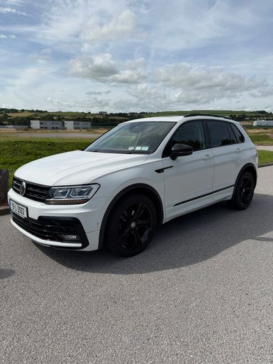 2019 Volkswagen Tiguan R-Line - Black Edition - Panoramic Sunroof