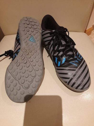 Adidas astroturf Nemez-z Messi Size 4