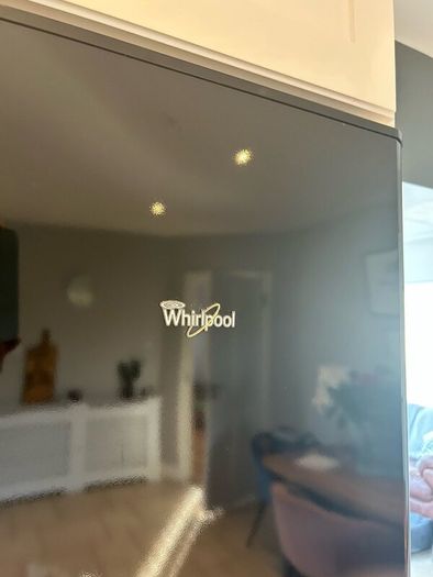 Whirlpool American Fridge Freezer
