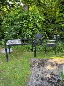 Free garden tables and chairs