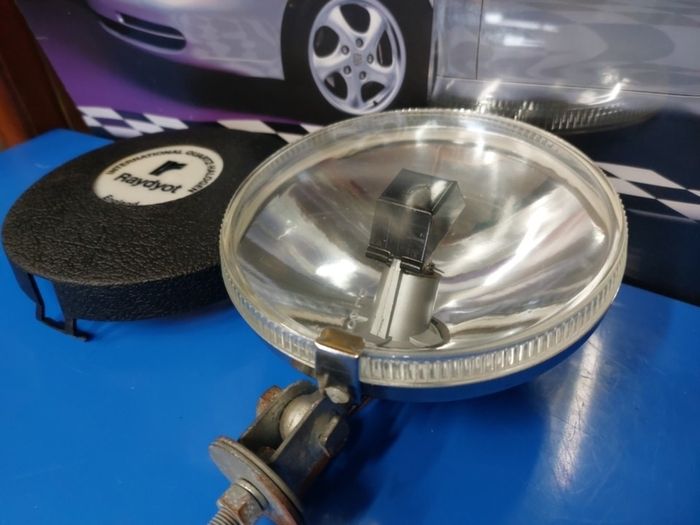 Raydyot chrome spotlight