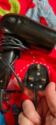 Boots travel hairdryer
