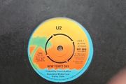 U2  7" - New Years Day