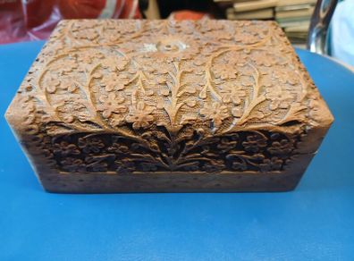 Wooden spice chest