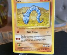 Pokemon Base set Onix 56/102 Near Mint Condition