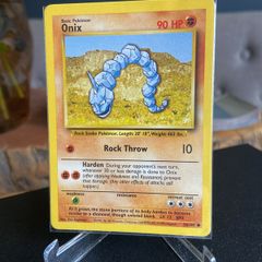 Pokemon Base set Onix 56/102 Near Mint Condition