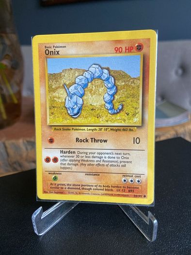 Pokemon Base set Onix 56/102 Near Mint Condition