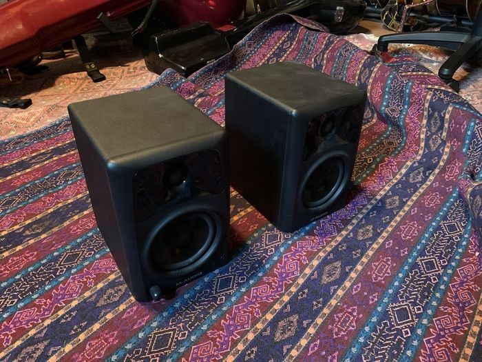 M-Audio 40W active monitors AV-42