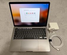 Macbook Pro M2 13inch