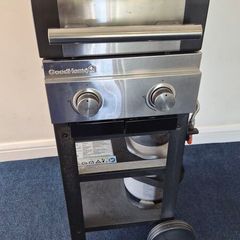 GoodHome 2-Burner Gas BBQ with Trolley And and Gas bottle