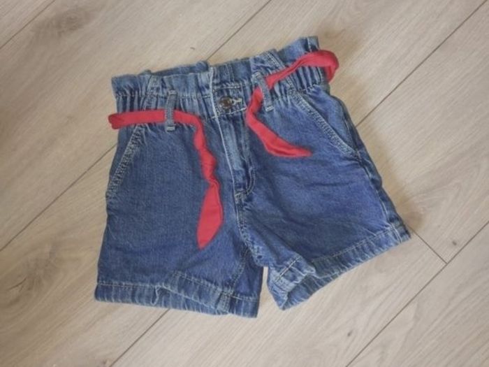 Only 1 Euro Each Picture - Size - 5-6 Years - C.K, Adidas, Manchester United, Primark, Etc