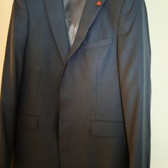 Gents 3 piece suit size 38