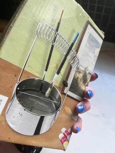 Paint brushe holder