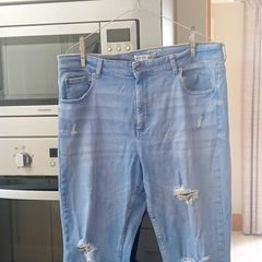 ladies dresses/jeans etc