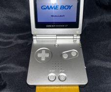 Gameboy Advanced SP Silver