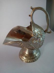 Vintage/Antique Silver Plated Sugar Bowl?
